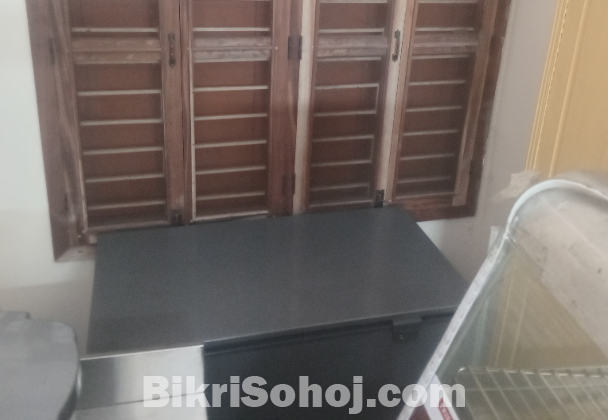 Super Ariston Freez 250 Litter. As Like As New.